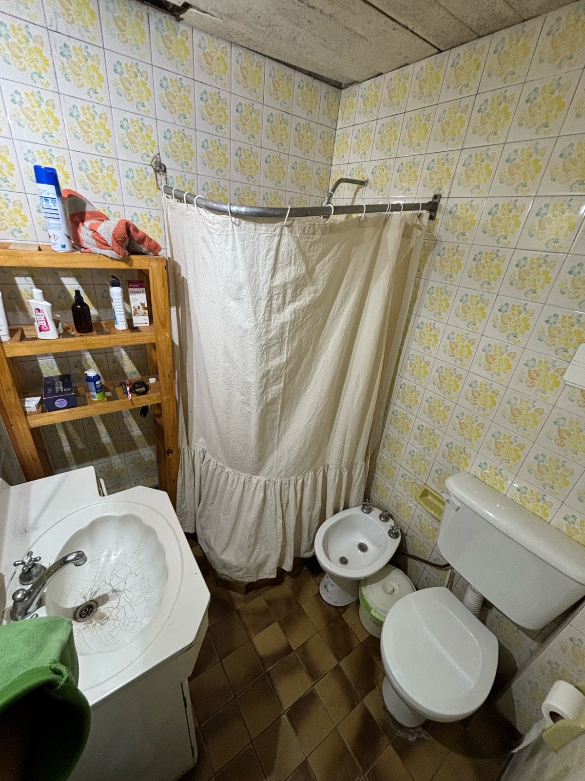 Casa 3 ambientes con 2 baños