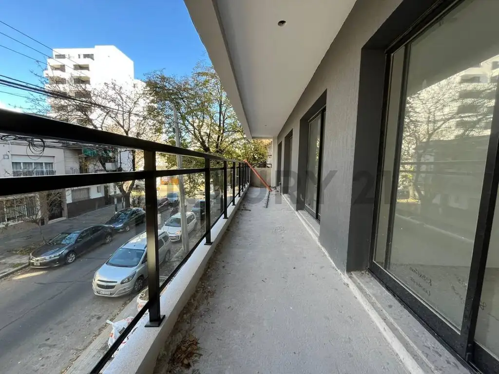 39 entre 10 y 11 700, Piso 0
