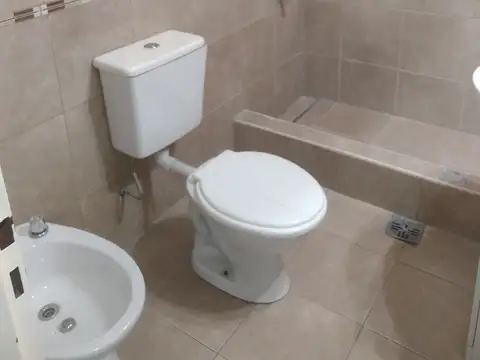 BURELA 1800, Piso PB