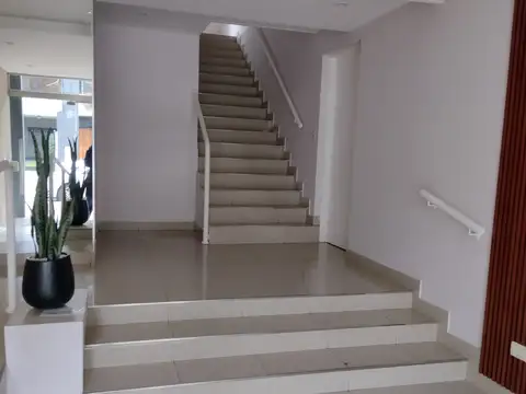 BURELA 1800, Piso PB