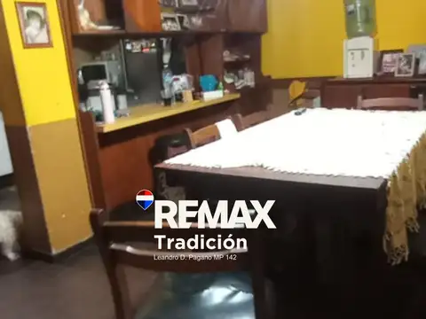 Casa 7 ambientes con 4 baños