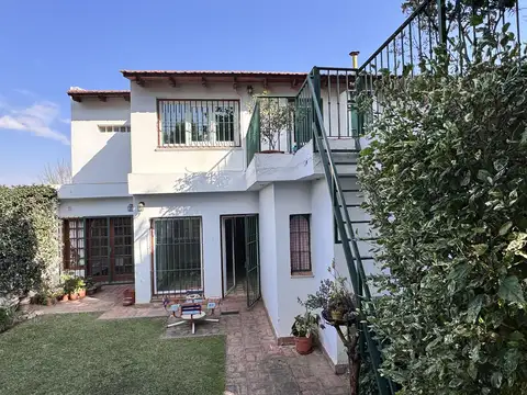Casa en B° Tres Cerritos