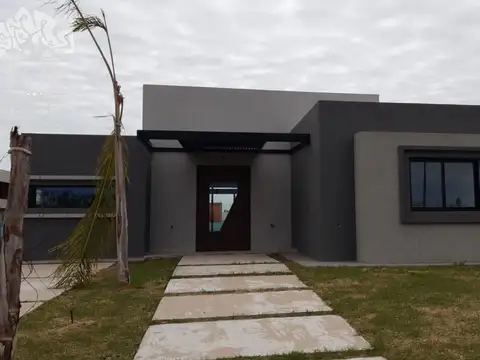 Casa en  Manuel Belgrano