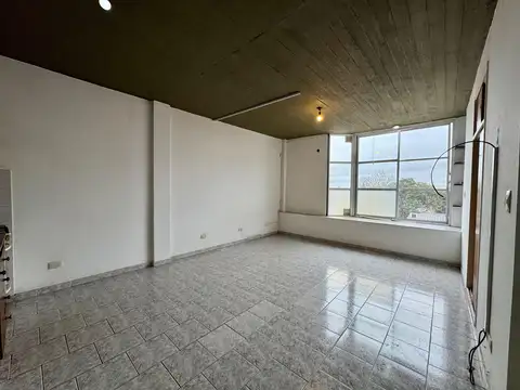 Monoambiente en Alquiler Frente a la Estación de Merlo