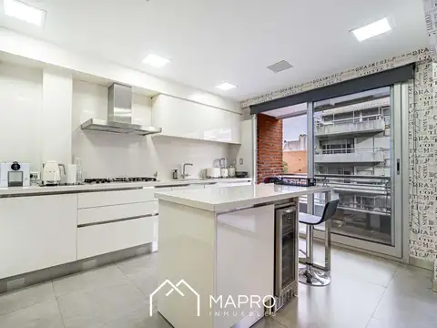 Departamento en Venta con 2 cocheras