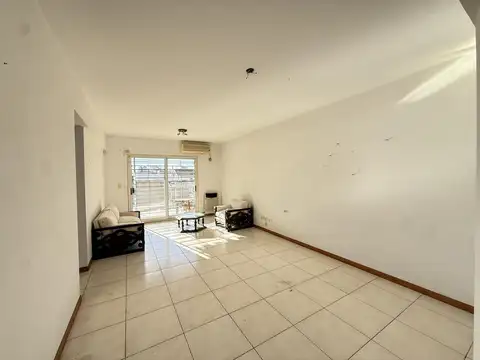 Departamento en Alquiler con 1 cocheras