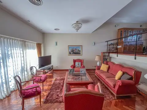 Casa en Alquiler en Martinez, USD 3.900