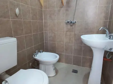 Departamento en Alquiler en Luis Agote, $ 379.800