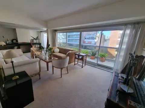 Exclusivo último piso 5 ambientes con amenities y 2 cocheras