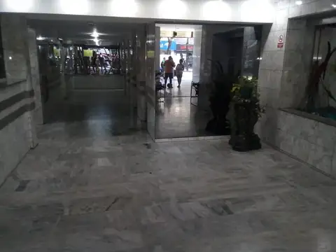 Venta Dpto 3 Amb edf torre caseros