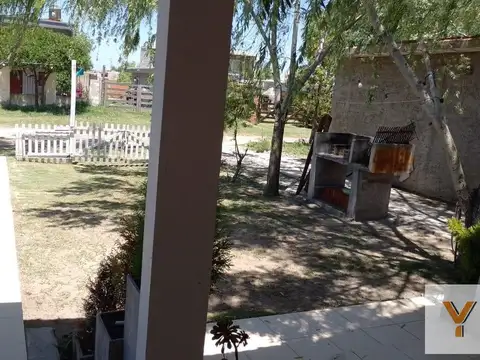 Casa en Alquiler Temporal con 1 cochera