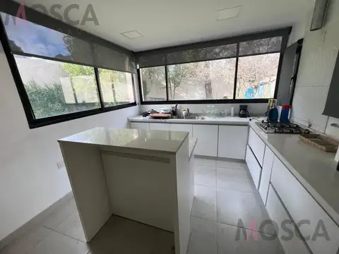 Casa Monoambiente con 2 baños