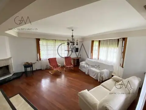 Casa en Alquiler de 4 dormitorios