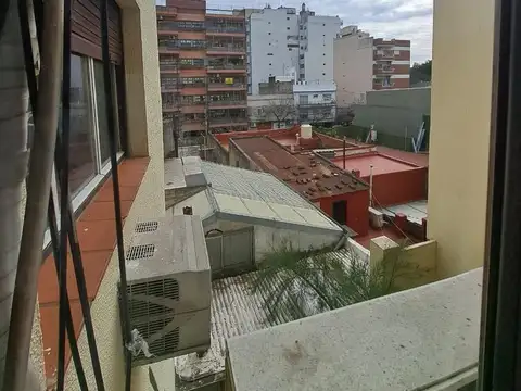 Departamento en Alquiler en Parque Chacabuco, $ 650.000