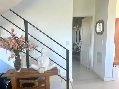 Casa en Venta en Countries y Barrios Cerrados en Pilar, USD 265.000