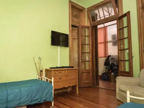 Departamento 6 ambientes con 2 baños