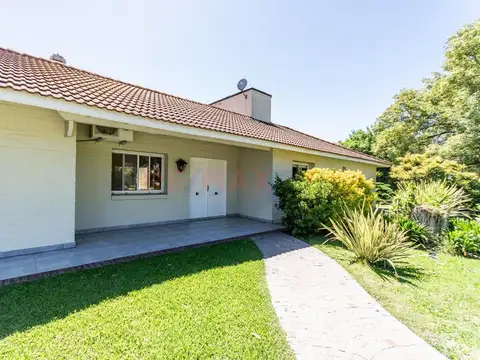 Casa 7 ambientes con 7 baños