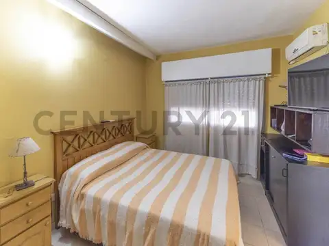 la plata 200, Piso 0