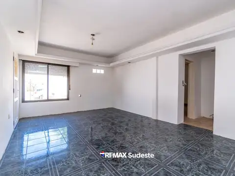 VENTA DE CASA EN CALLE JUJUY 800