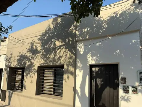 CASA PH 4 AMBIENTES RECICLADA 3 DORMITORIOS