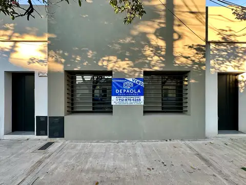 CASA PH 4 AMBIENTES RECICLADA 3 DORMITORIOS