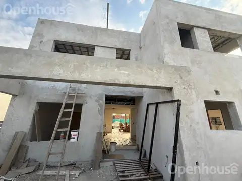 PROYECTO DE Casa EN EL BARRIO DE SAN PABLO. EXCELENTE TRAYECTORIA!