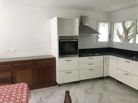 Casa en Alquiler de 3 dormitorios