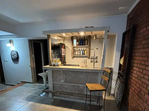 Casa en Venta en Olivos, USD 460.000