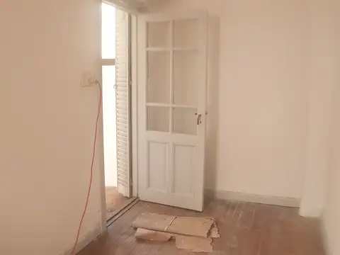 Depto Tipo Casa en Alquiler de 4 ambientes