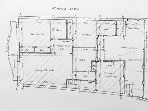 Casa 4 ambientes con 2 baños