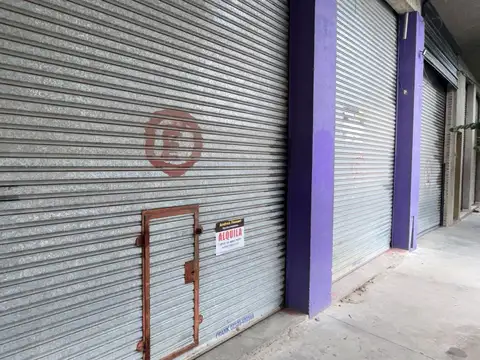 Local en centro de Tortuguitas a mts de Directorio 