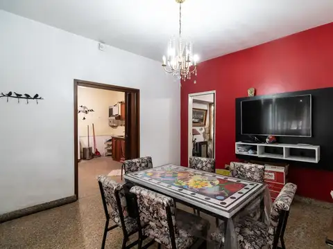 Venta casa 4 ambientes en Sarandi, Avellaneda