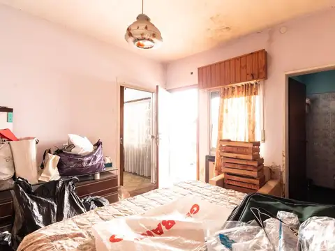 Venta casa 4 ambientes en Sarandi, Avellaneda