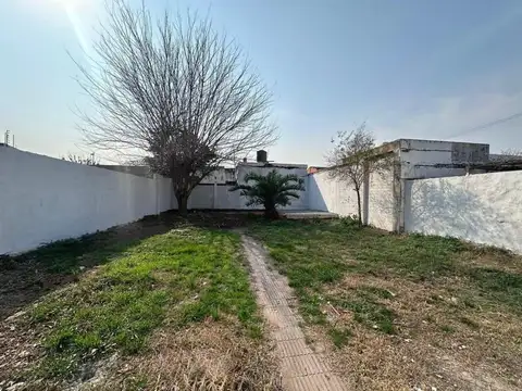 VENTA CASA 3 AMBIENTES PARQUE SAN MARTIN, MERLO.
