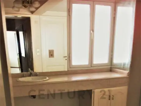 Departamento 5 ambientes con 3 baños
