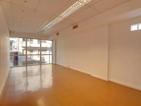 Oficina en Venta en San Nicolás, USD 75.000