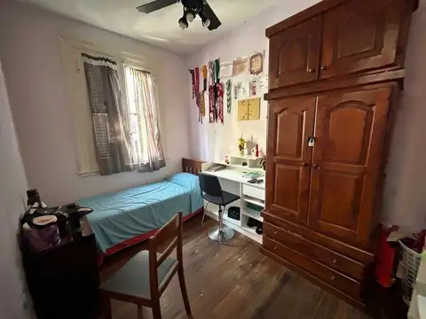 Palos 200 , Piso 1