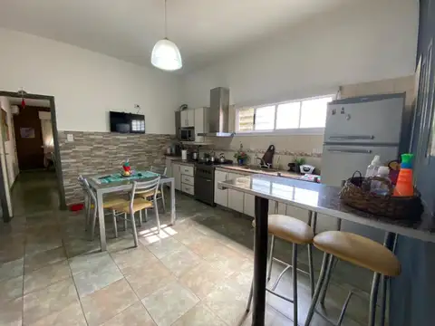 Casa en Venta en Valentin Alsina, USD 190.000