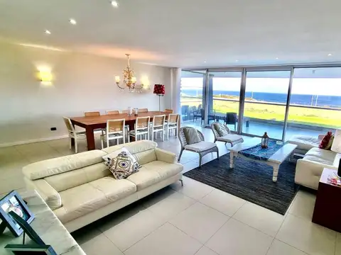 Departamento en Venta en Playa Brava, USD 1.950.000