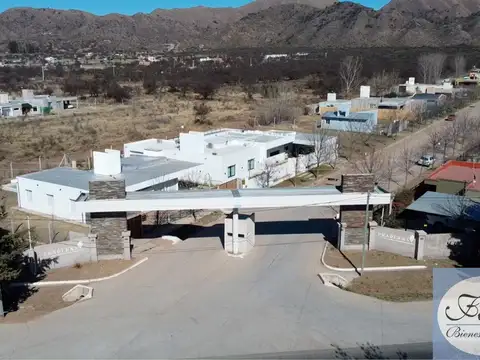 Un lote que ofrece serenidad, calidad ambiental y bases firmes para su futuro