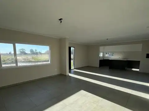 Casa de 2 dormitorios en venta en B° Las Acacias II - Charcas 5205