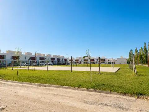 Depto Tipo Casa 4 ambientes con 1 baño