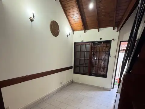 Casa en Alquiler en Ramos Mejia Sur, $ 700.000