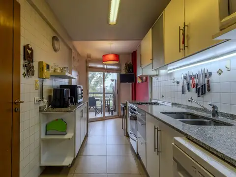 Departamento en Venta en Parque Chacabuco, USD 289.000