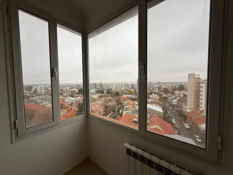Doctor Luis Federico Leloir 700
