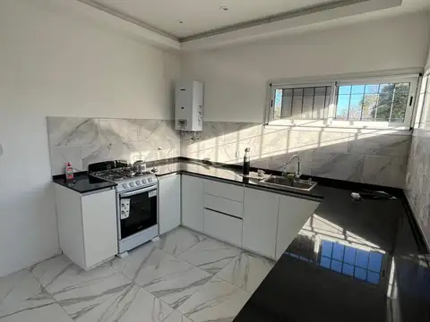Propiedad en venta- Los Robles al 300, Barrio Los Solares, Funes- 2 dormitorios.