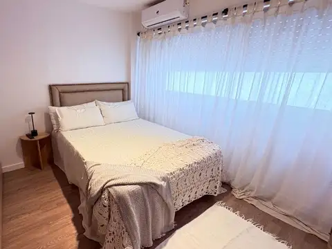 Obispo Salguero 100