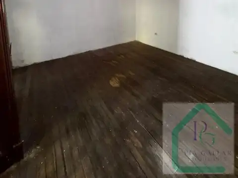 Depto Tipo Casa en Venta 60 años