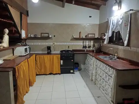 Depto Tipo Casa en Venta con 1 cocheras