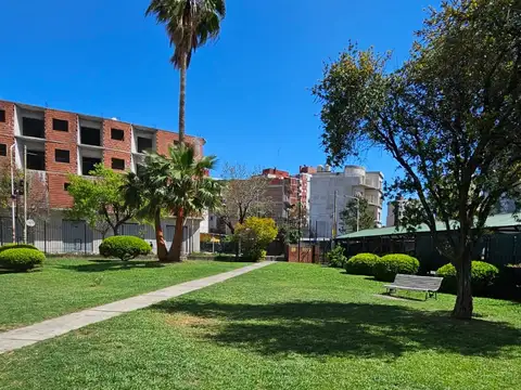 La Matanza 100, Piso 9